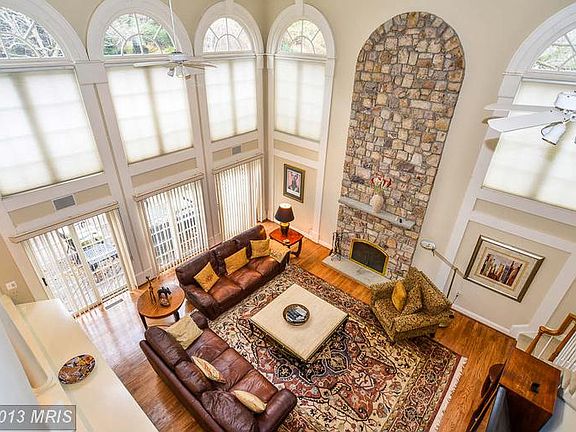 2nd image of 1101 Park Royal Ct