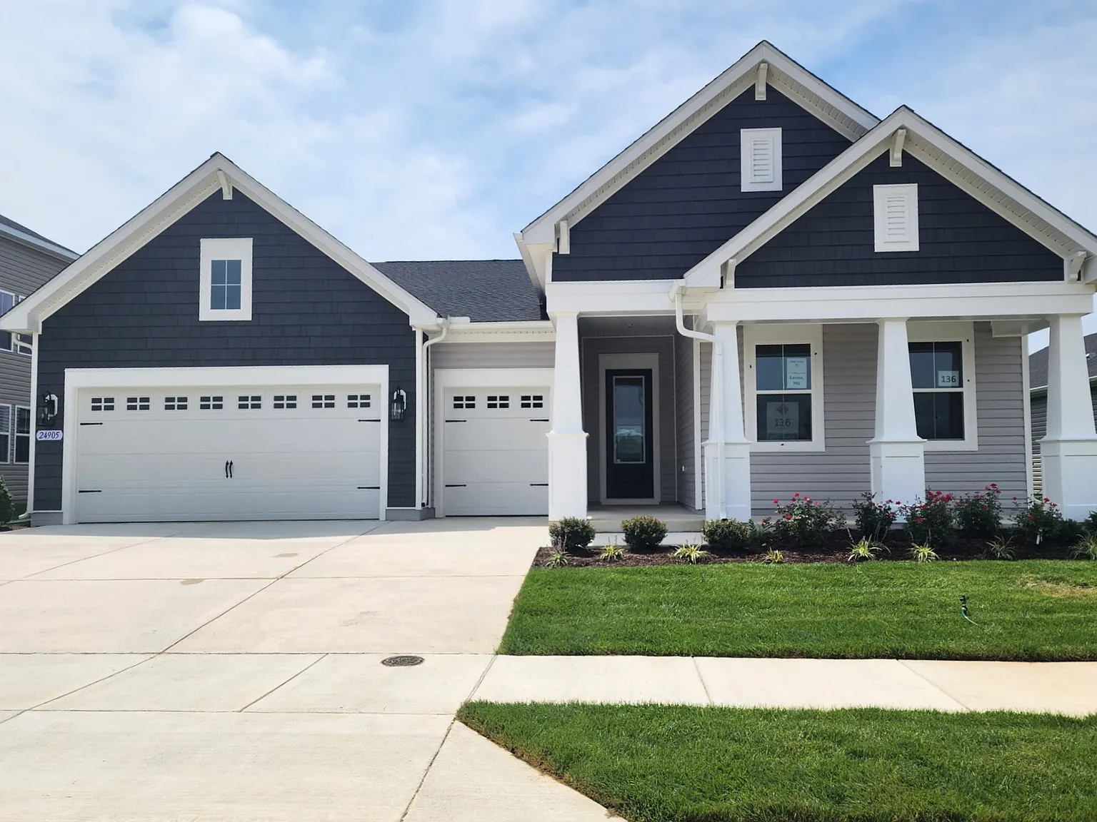 2 bed, 2493 sqft, $3,300 — Photo 1