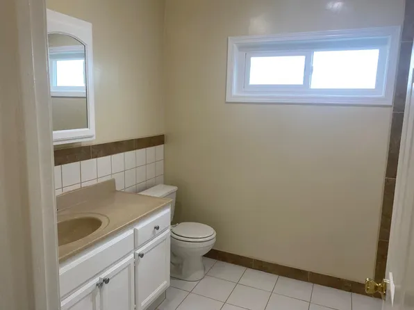 333 E Warren Ln #5, Inglewood, CA 90302