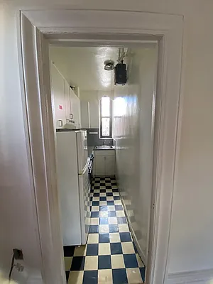 Rented by Gala West Realty LTD | media 4