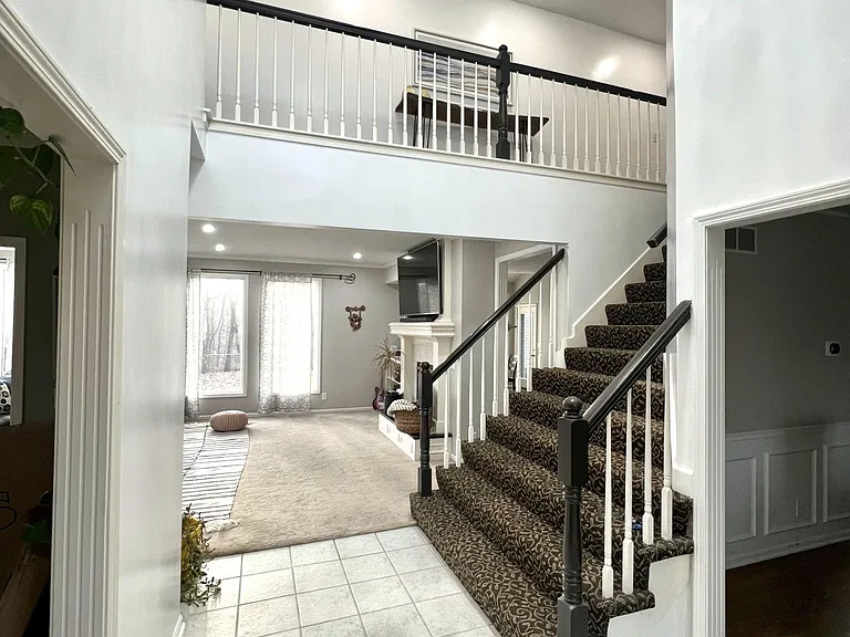 24300 SW Hidden Valley Rd — Photo 3