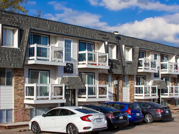 Brookside Apartments, 4964 E Lincoln St, Wichita, KS 67218