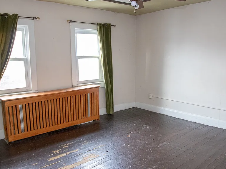 1821 Edwards Way — Photo 14