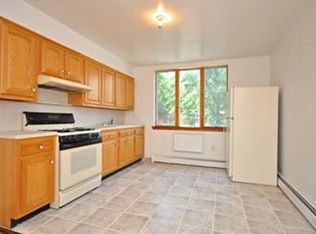 455 Court St APT 2L, Brooklyn, NY 11231