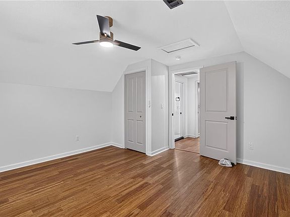4th image of 3328 Prospect Ave
