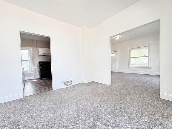5th image of 1239 Norwood Ave