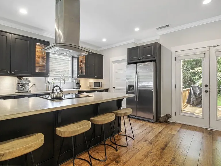 947 Delmar Ave SE — Photo 12