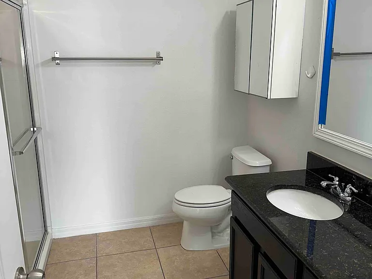 2328 Chatham Place Dr — Photo 9