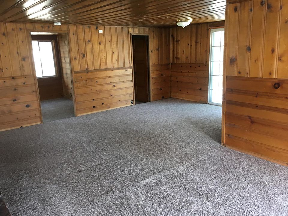 2nd image of 21664 Crest Forest Dr