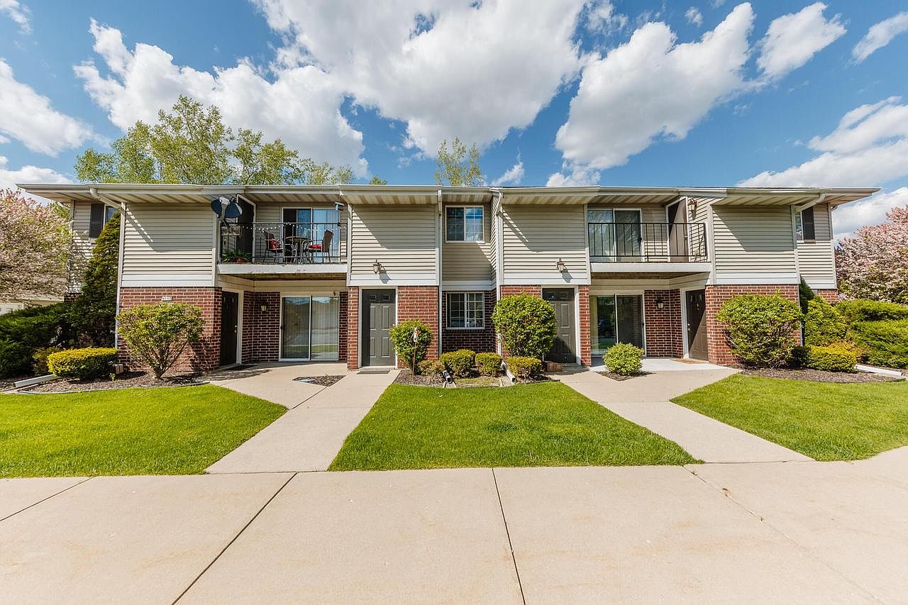 N110W17098 Ashbury LANE UNIT 4, Germantown, WI 53022 Zillow