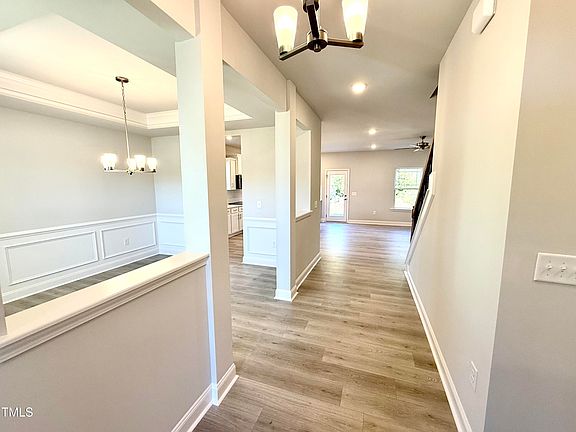 5th image of 403 Hopewell Branch Ct