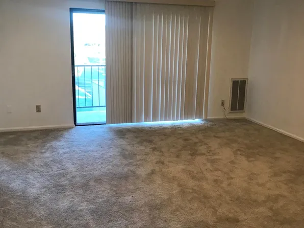 804 Quince Orchard Blvd #20, Gaithersburg, MD 20878