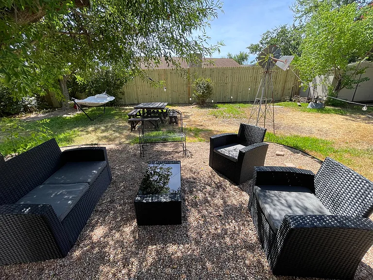 605 Hill Cv — Photo 28