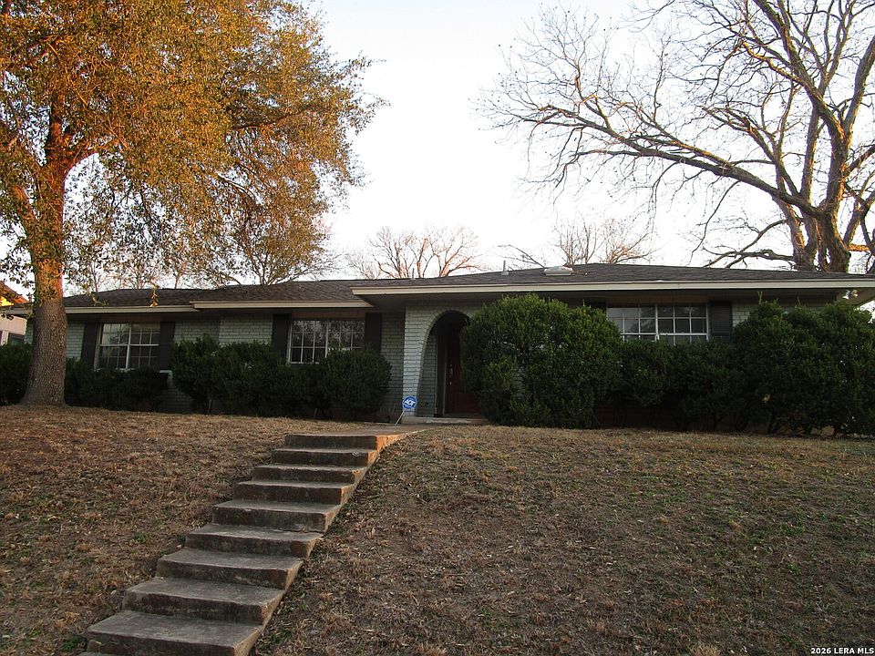 1st image of 4614 Cambray