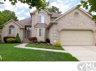 491 Salus Dr, Waterford, MI 48327