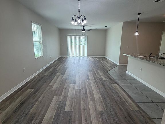 3rd image of 225 Gina Ln