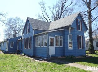 133 E Lincoln St, Greenview, IL 62642