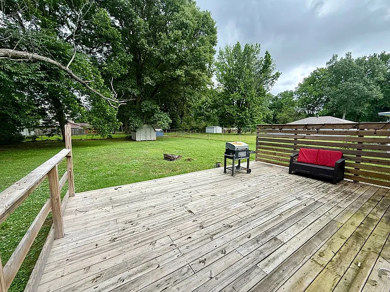 1116 W Nettleton Ave — Photo 22