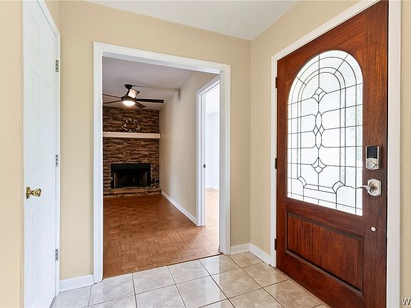 3rd image of 11492 Chinquapin Dr
