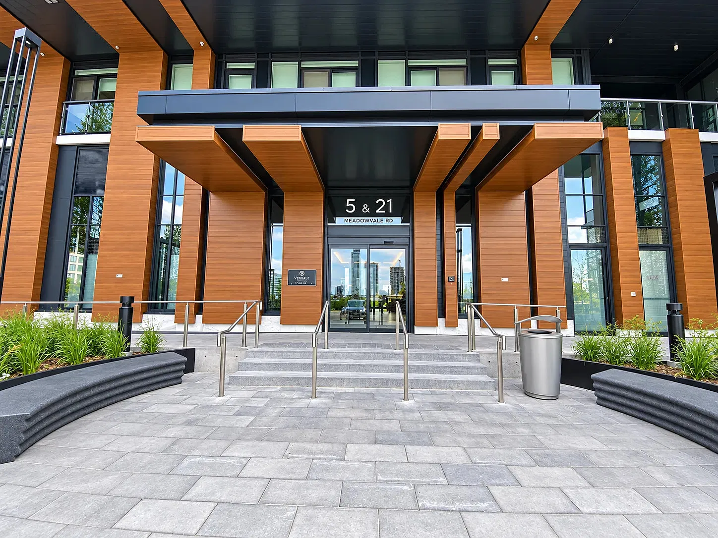1 bed, 699 sqft, $2,150 — Photo 3
