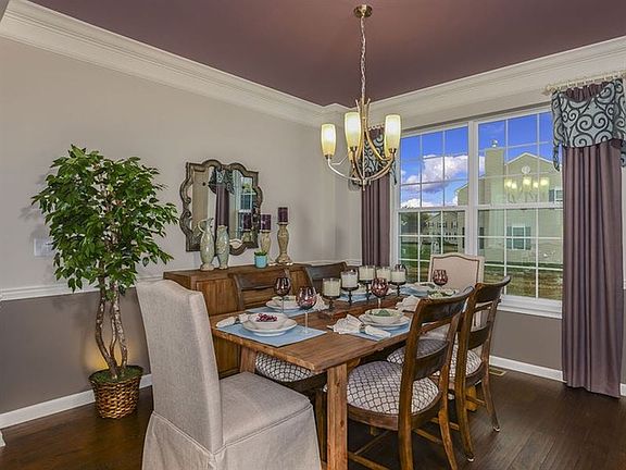5th image of 3460 Ayres Dr