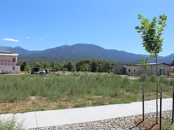 4th image of 402 Old Stage Rd