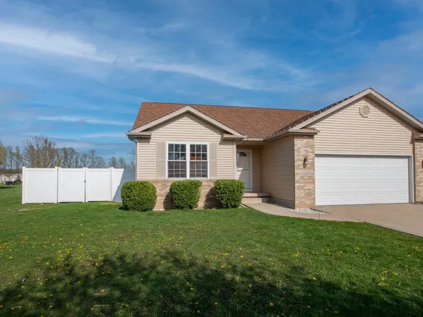 1165 Tanya St, Burns Harbor, IN 46304