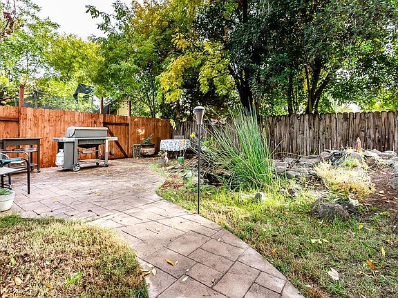 3rd image of 2734 Hurley Way