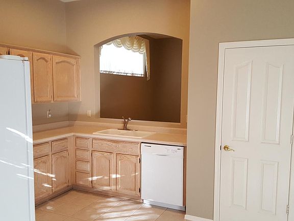5th image of 23832 S Vacation Way