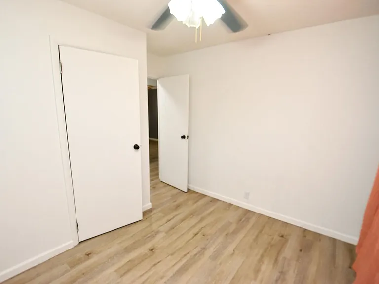 1330 Southlea Dr — Photo 8