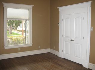 607 W Oakland Ave, Bloomington, IL