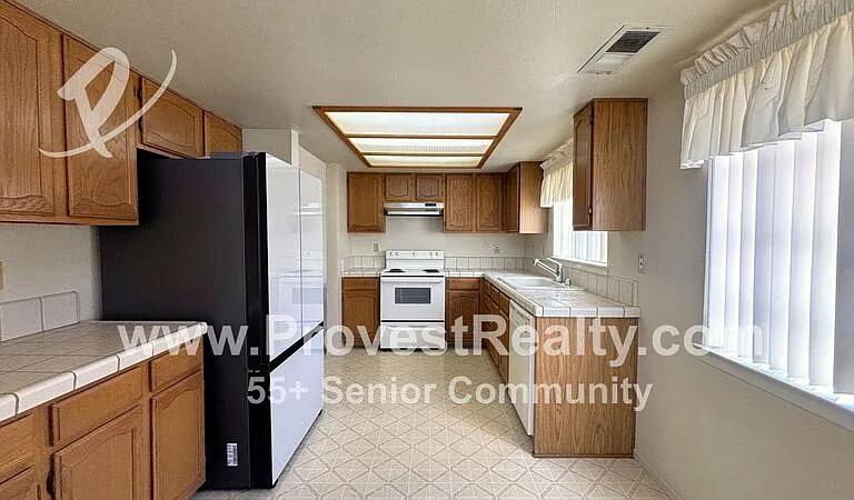 19053 Elm Dr — Photo 8