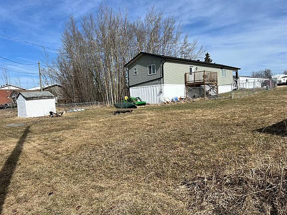 2nd image of 527 N 3rd Ave