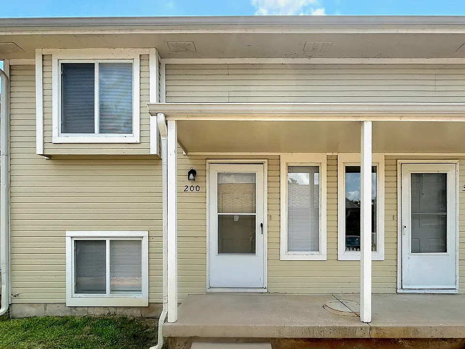 5544 S Gold St #200