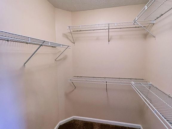 5th image of 2528 Langstane Ln