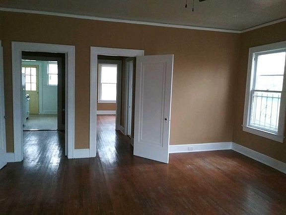 3rd image of 426 W Huisache Ave APT 6