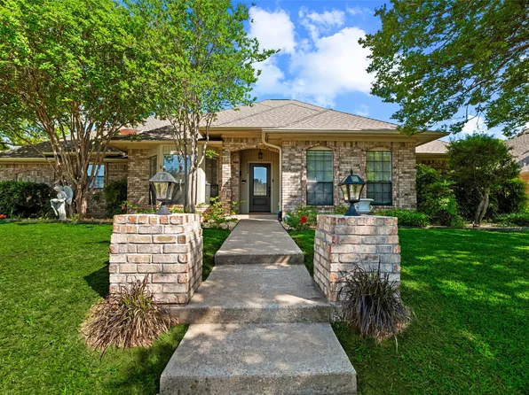 6004 Lakehurst Dr, Arlington, TX 76016