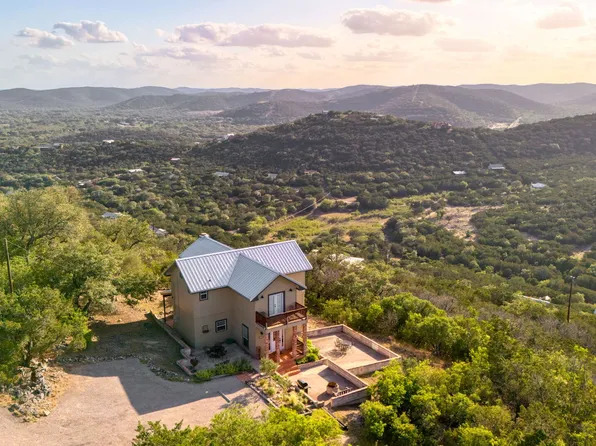 552 Cat Claw Mountain Rd., ConCan, TX 78838