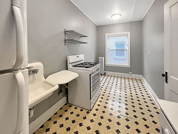 5th image of 616 Lincoln Ave #616304