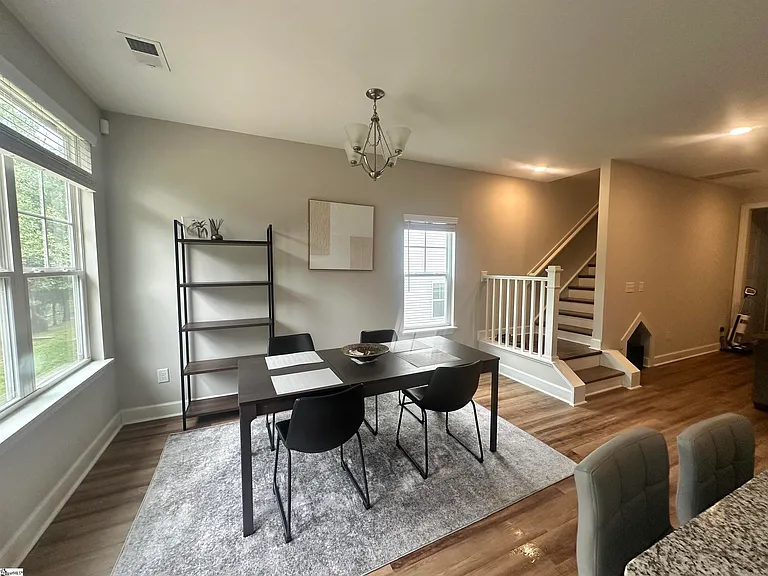 19 Jaycee Ct — Photo 6