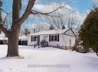 5323 Lawrence Ave E, Toronto, ON M1C1R5