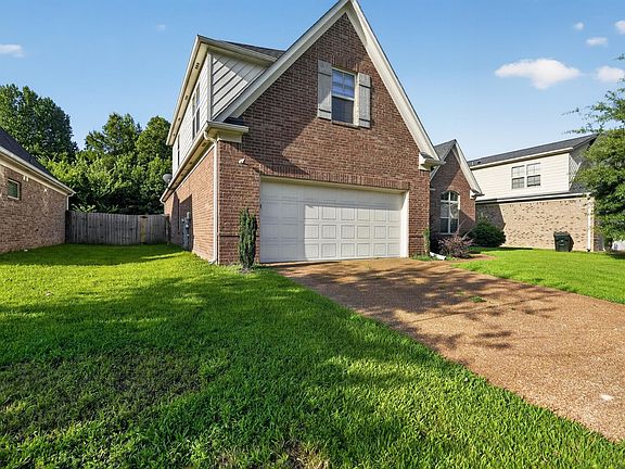 2nd image of 7931 Country Lake Dr