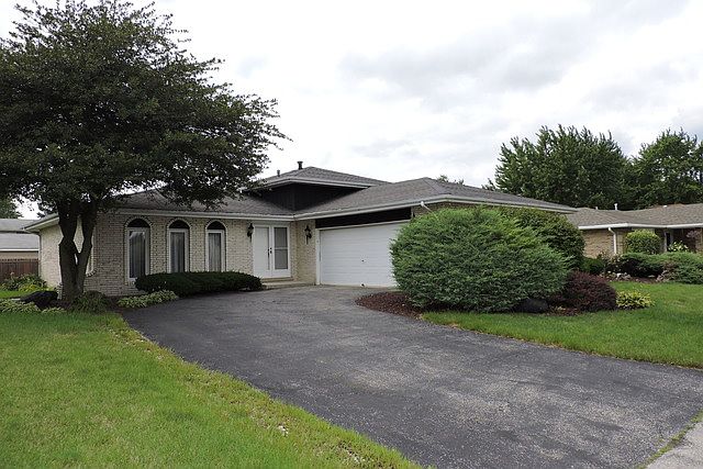 1st image of 13848 S 84th Ave