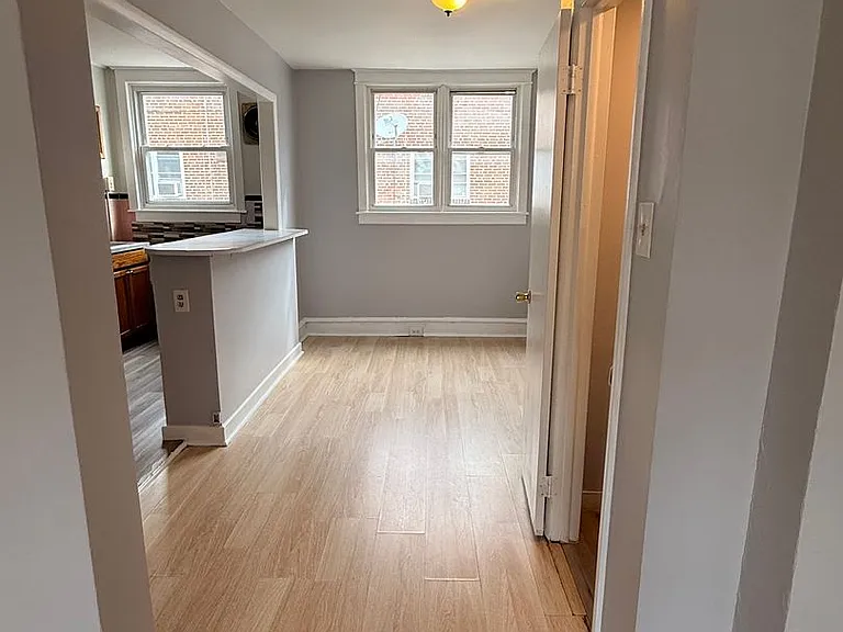 1431 Lardner St — Photo 4
