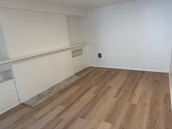 5th image of 964 Yale St #964