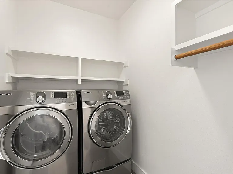 2105 Goodrich Ave #2 — Photo 16