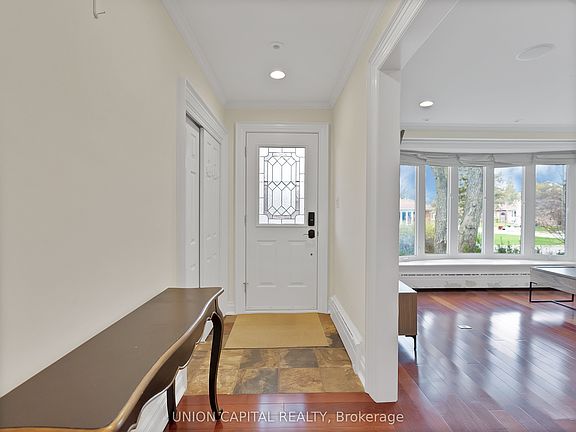 4th image of 111 Libby Blvd