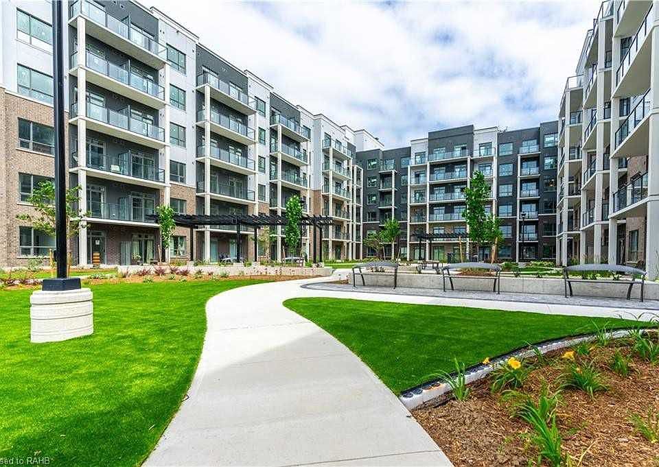1st image of 5055 Greenlane #519