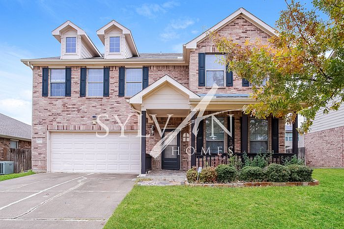 1st image of 4413 Padre Ct