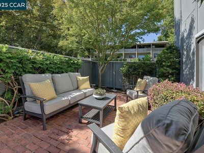 2321 Tice Creek Dr APT 2, Walnut Creek, CA, 94595